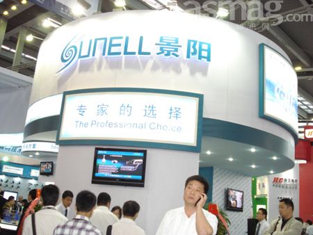 監(jiān)控?cái)z像機(jī)行業(yè)動(dòng)態(tài)與技術(shù)創(chuàng)新 洞察未來(lái)安防新趨勢(shì)